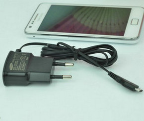 Зарядно 220V Samsung micro USB I9000 800mAh